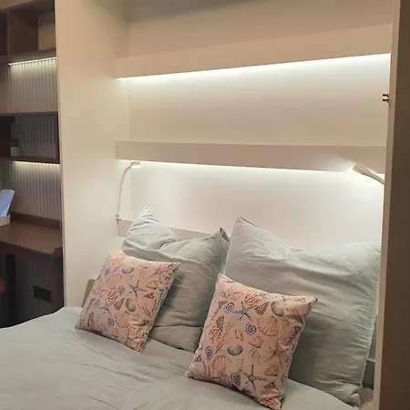 Lulu Premium Apartment